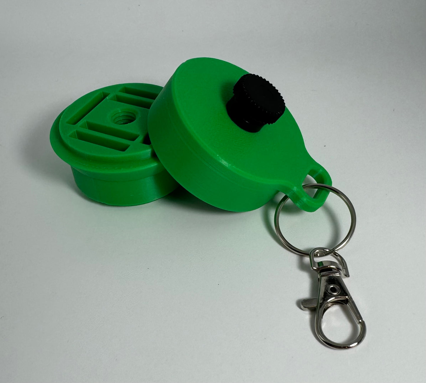 Nintendo Switch game holder keychain- Green